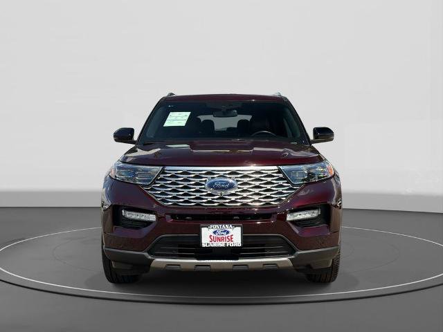 Certified 2023 Ford Explorer Platinum w/ Class IV Trailer Tow Package AWD/4WD image 3