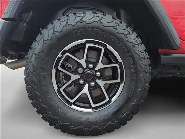 Used 2025 Jeep Wrangler Rubicon w/ Convenience Group image 23