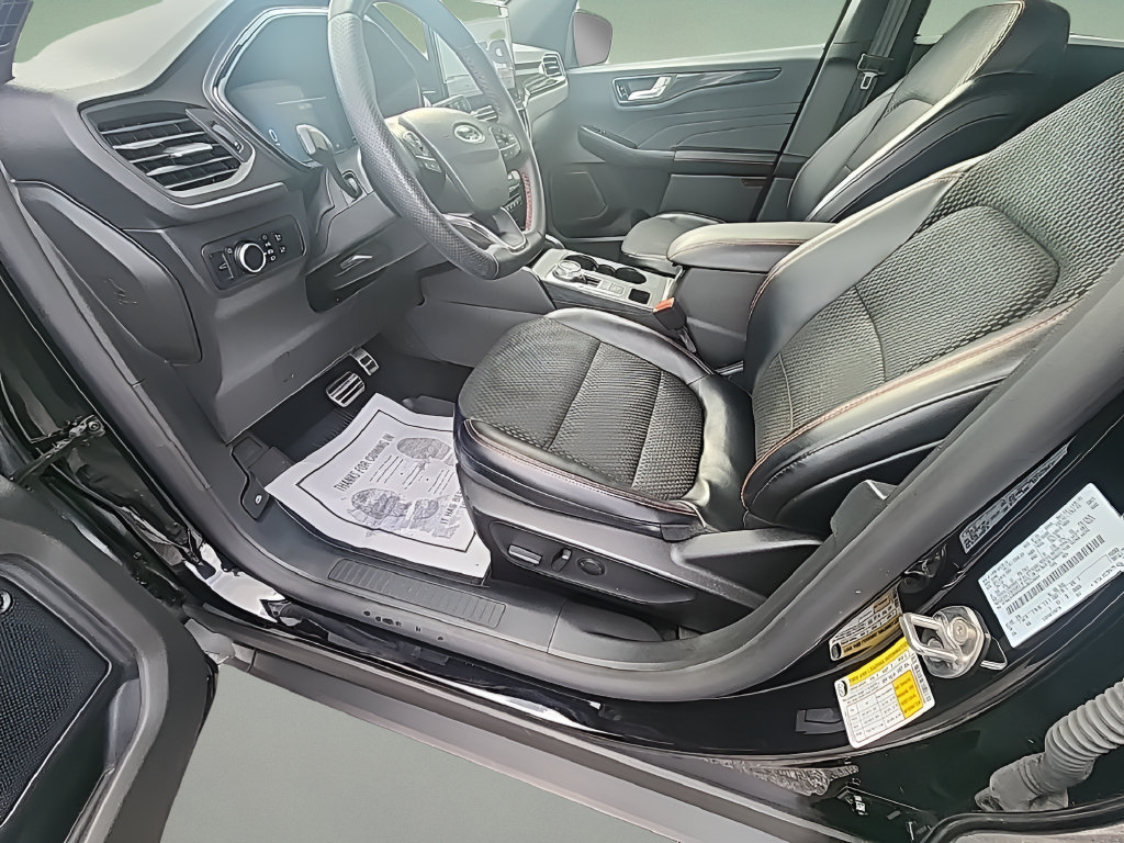 Certified 2024 Ford Escape ST-Line w/ Tech Pack #1 AWD/4WD image 25