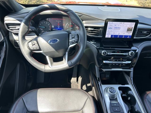 Certified 2024 Ford Explorer ST-Line w/ Class IV Trailer Tow Package AWD/4WD image 14