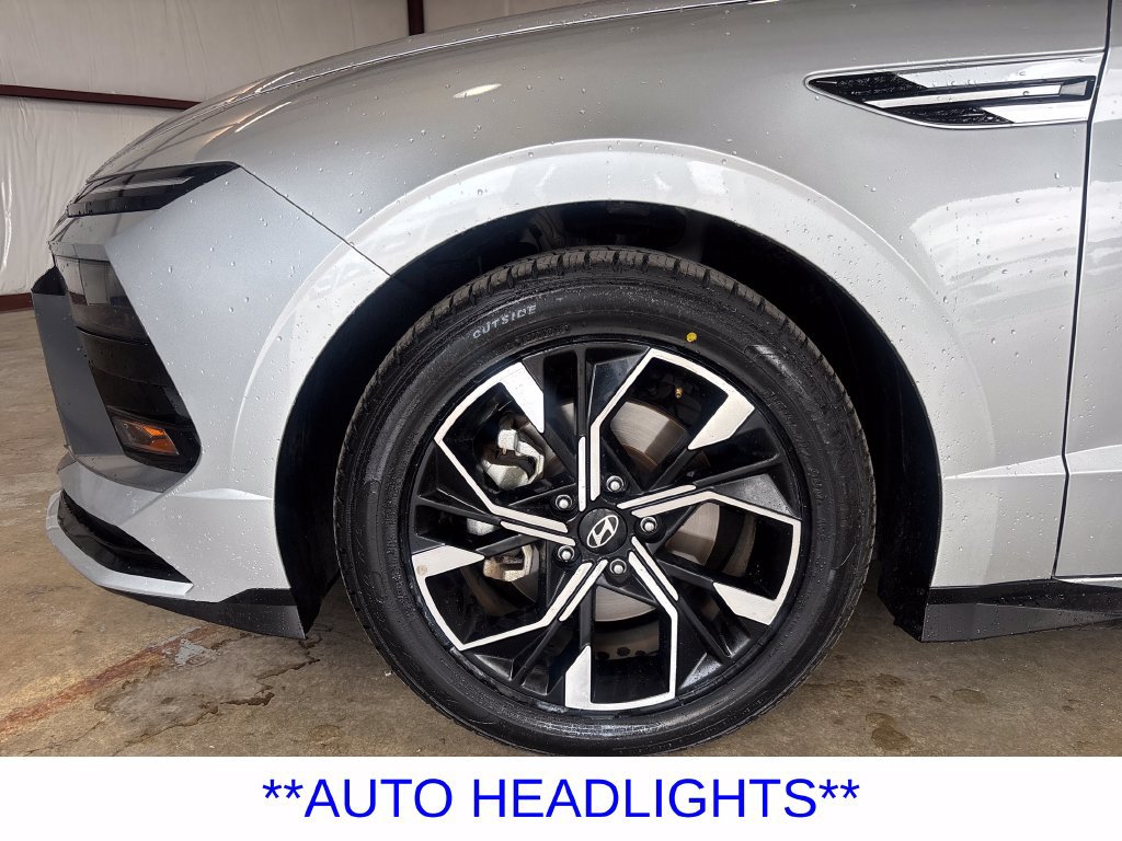 Used 2025 Hyundai Sonata SEL FWD image 9