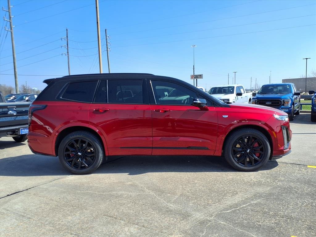 Used 2022 Cadillac XT6 Sport w/ Platinum Package image 8