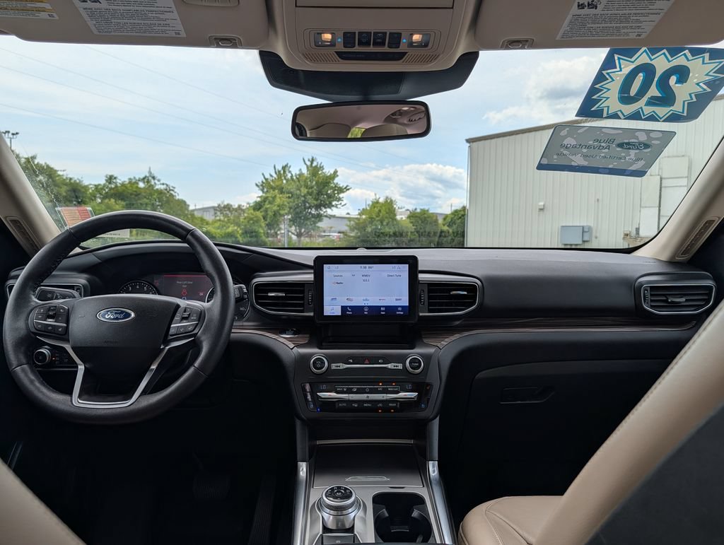 Certified 2020 Ford Explorer Limited AWD/4WD image 6