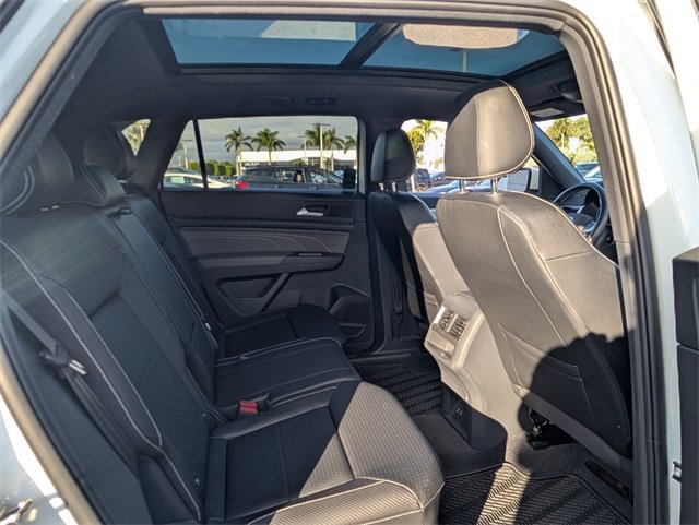 Used 2022 Volkswagen Atlas Cross Sport SE image 11