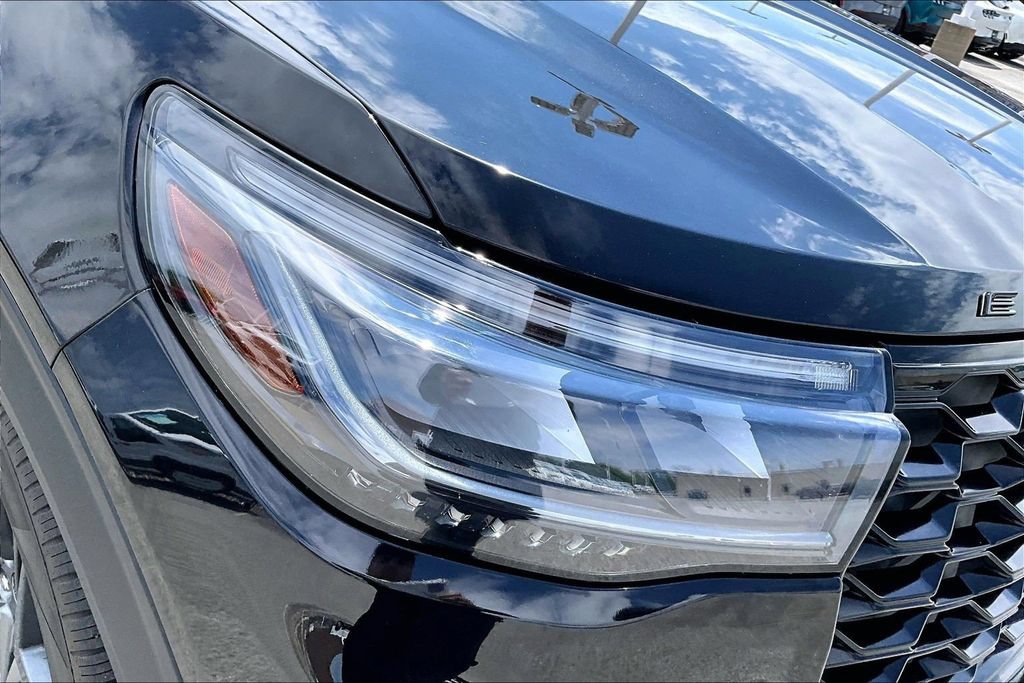 Certified 2025 Ford Explorer ST-Line w/ ST-Line Street Pack AWD/4WD image 28