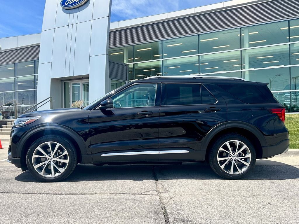 Certified 2025 Ford Explorer Platinum w/ Ultimate Package AWD/4WD image 3