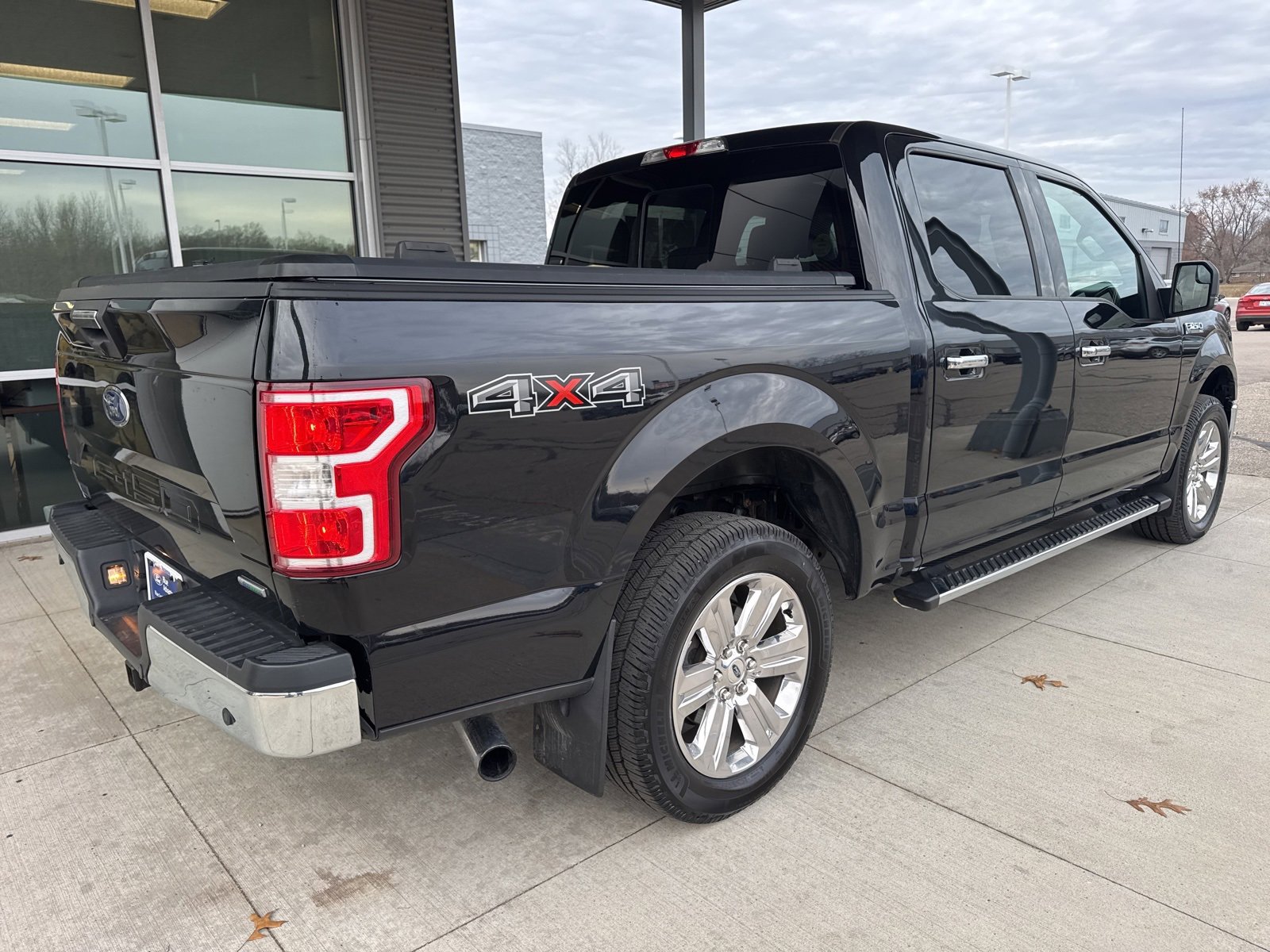 Certified 2019 Ford F150 XLT w/ Equipment Group 302A Luxury image 8