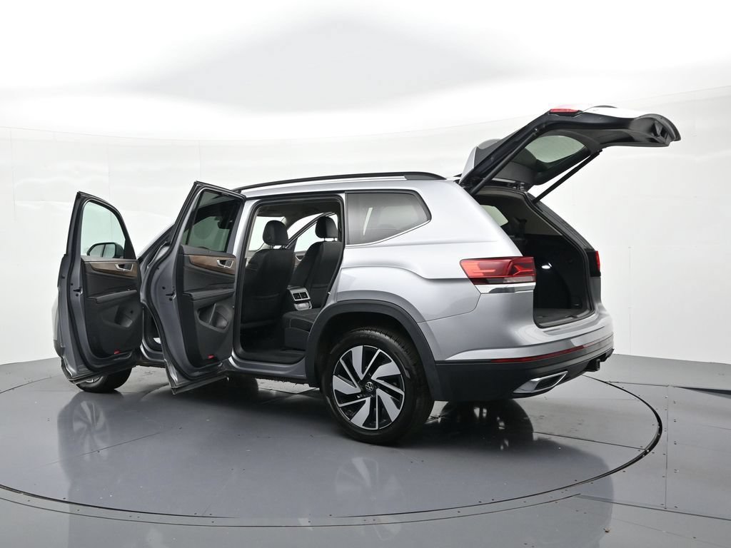 Used 2026 Volkswagen Atlas SE FWD image 25