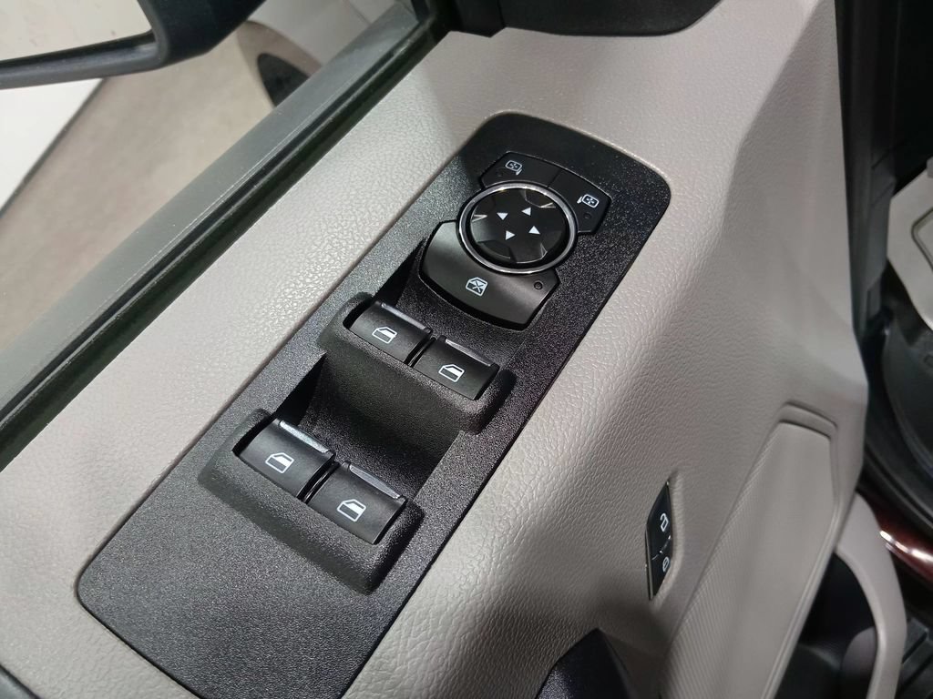 Certified 2019 Ford F150 XL w/ Equipment Group 101A Mid AWD/4WD image 18