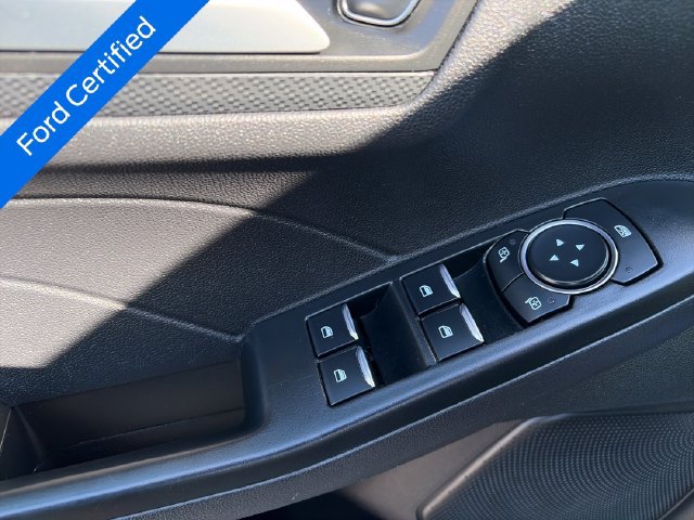 Certified 2025 Ford Escape ST-Line AWD/4WD image 12