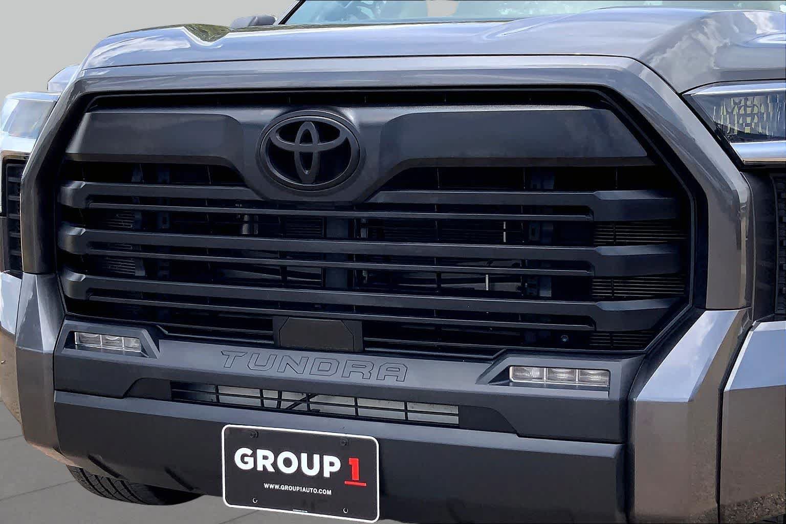 Used 2024 Toyota Tundra SR5 w/ SR5 Premium Package AWD/4WD image 29