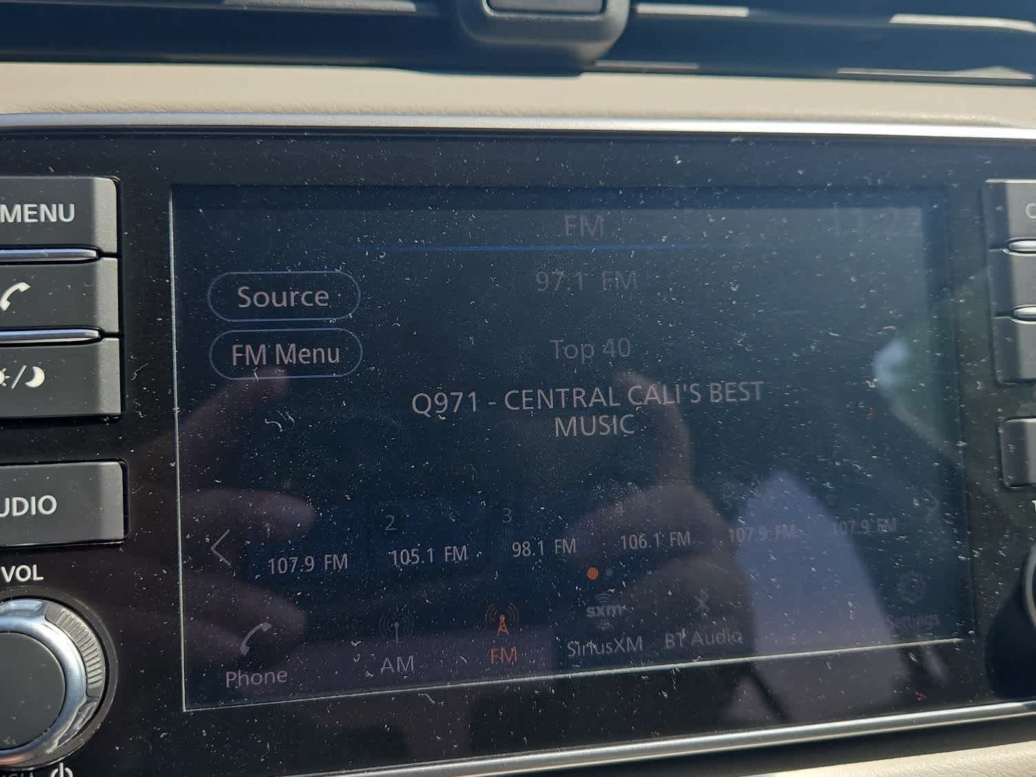 Used 2021 Nissan Versa SV image 16