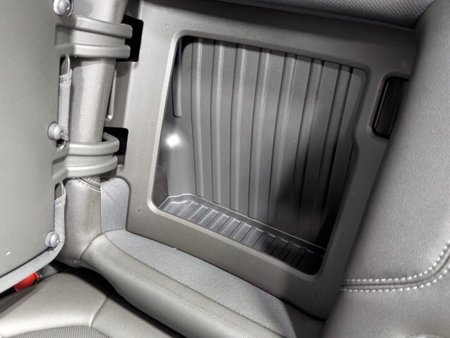 Used 2019 GMC Sierra 1500 SLT AWD/4WD image 16