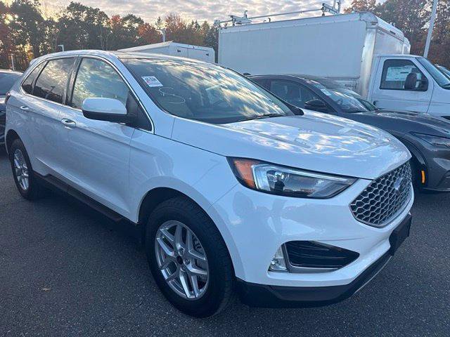 Certified 2023 Ford Edge SEL w/ Convenience Package AWD/4WD image 10
