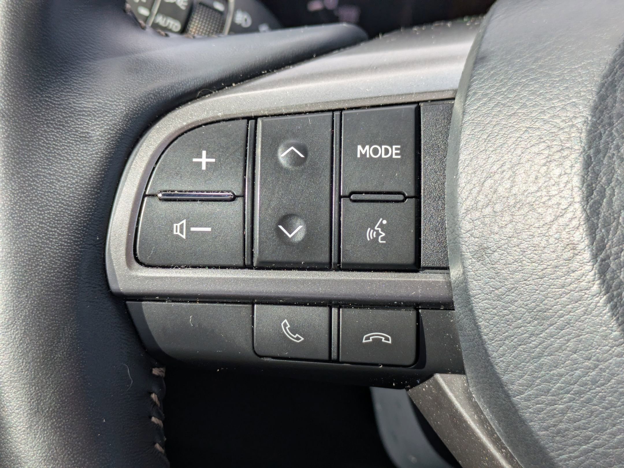 Used 2023 Lexus GX 460 Premium image 16