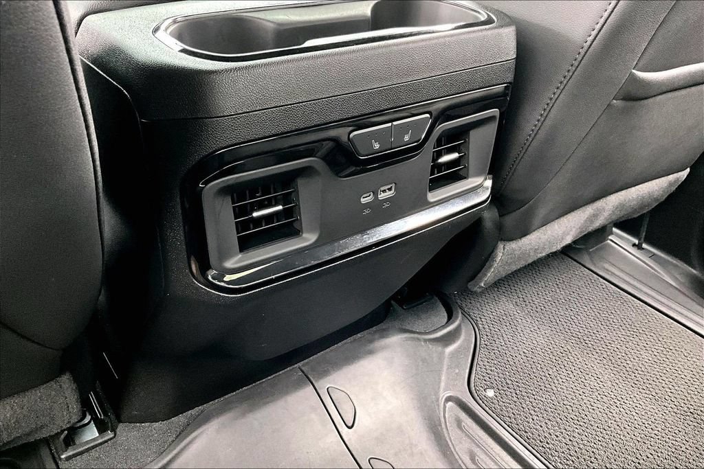 Used 2024 GMC Sierra 2500 AT4 w/ AT4 Premium Plus Package AWD/4WD image 34