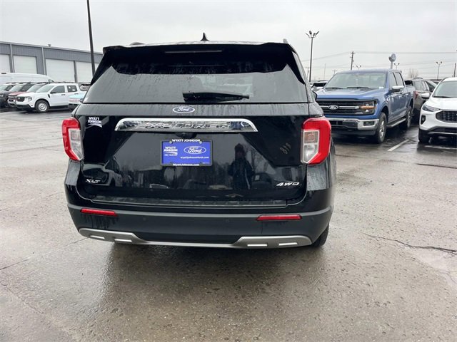 Certified 2023 Ford Explorer XLT w/ Equipment Group 202A image 4