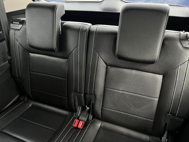 Used 2023 Volkswagen Atlas SEL AWD/4WD image 13
