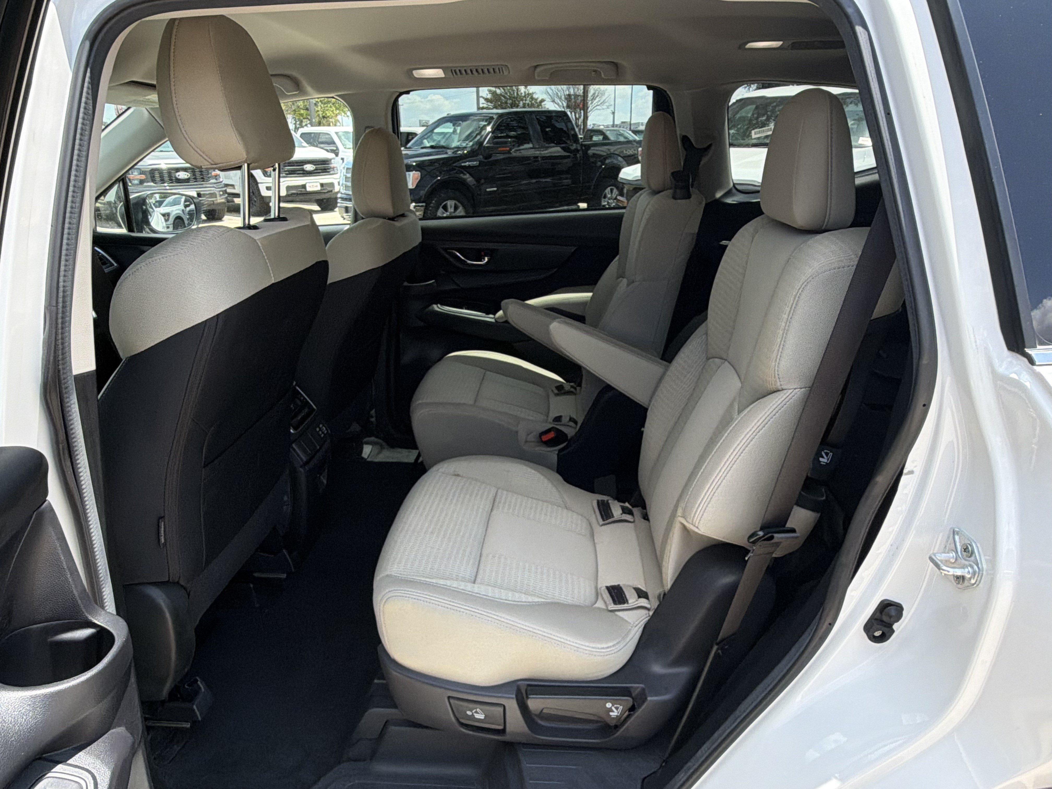Used 2025 Subaru Ascent Premium AWD/4WD image 12