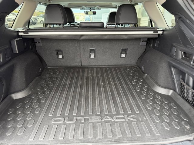 Used 2023 Subaru Outback Limited image 18