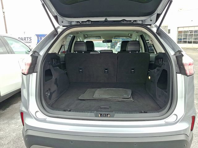 Certified 2020 Ford Edge SEL w/ Cold Weather Package image 28