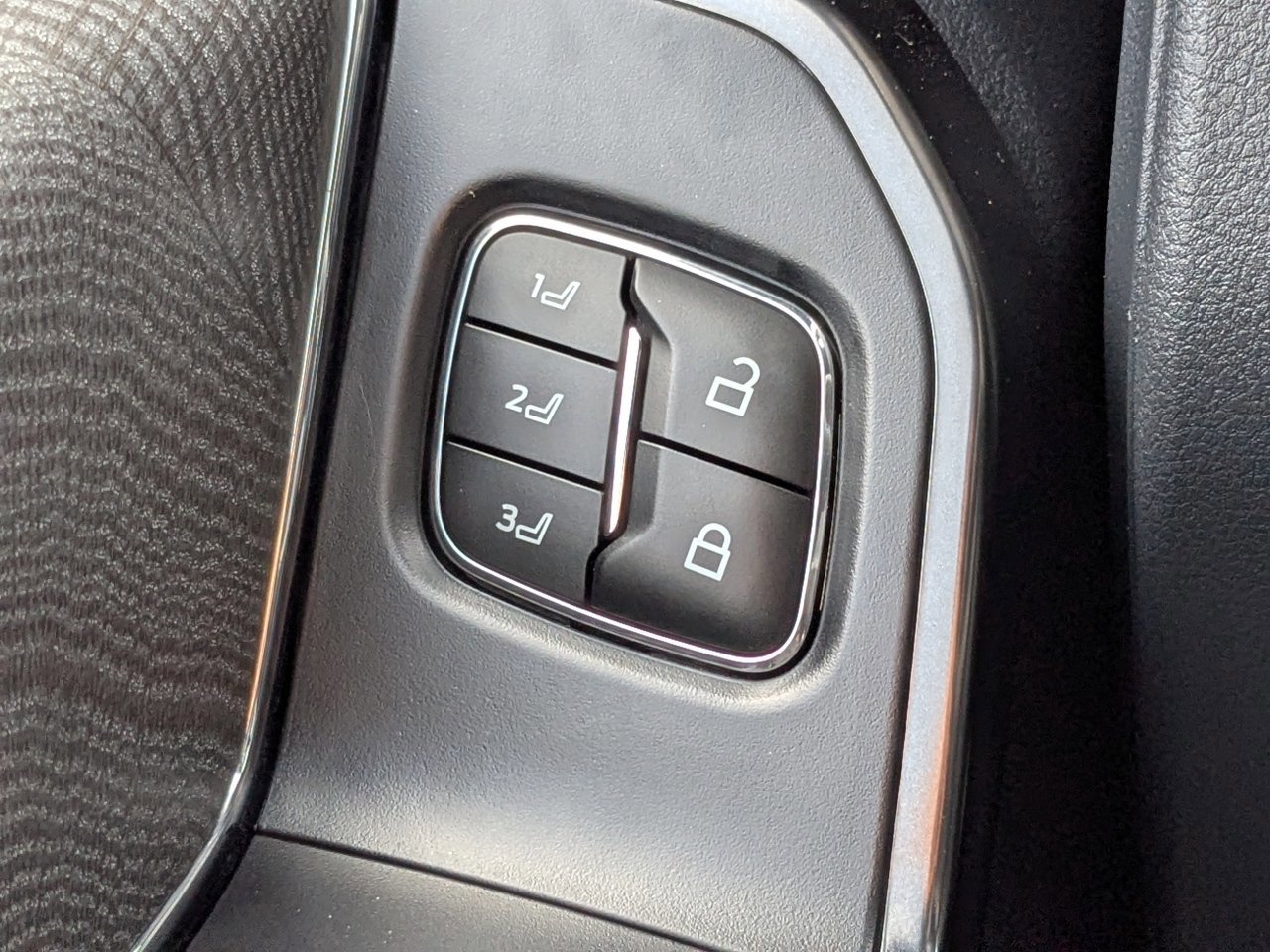 Certified 2023 Ford F150 Platinum image 30