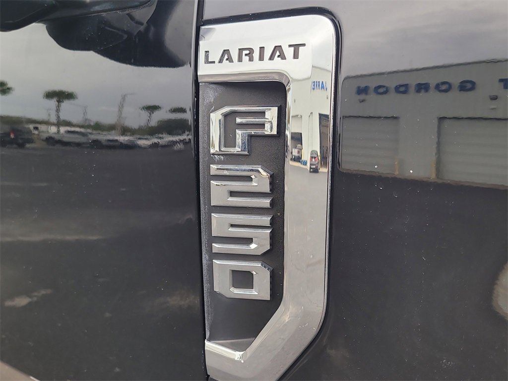 Certified 2022 Ford F250 Lariat w/ Lariat Ultimate Package image 6