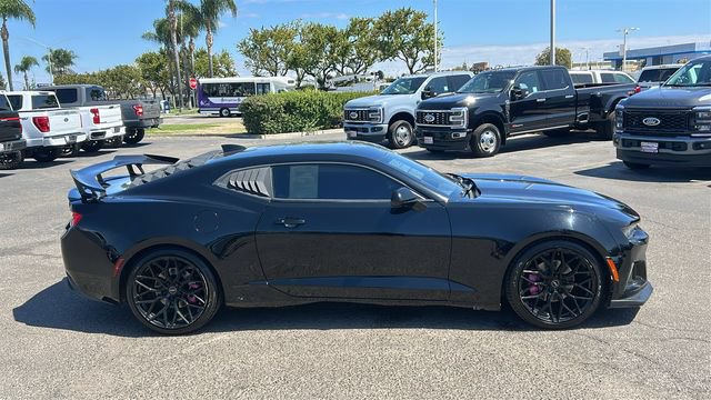 Used 2018 Chevrolet Camaro LT w/ RS Package RWD image 2