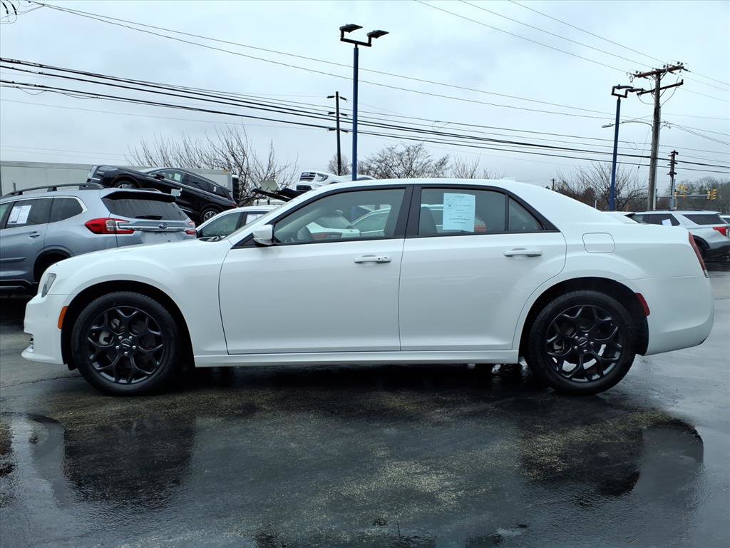 Used 2023 Chrysler 300 Touring L w/ Popular Equipment Group image 2
