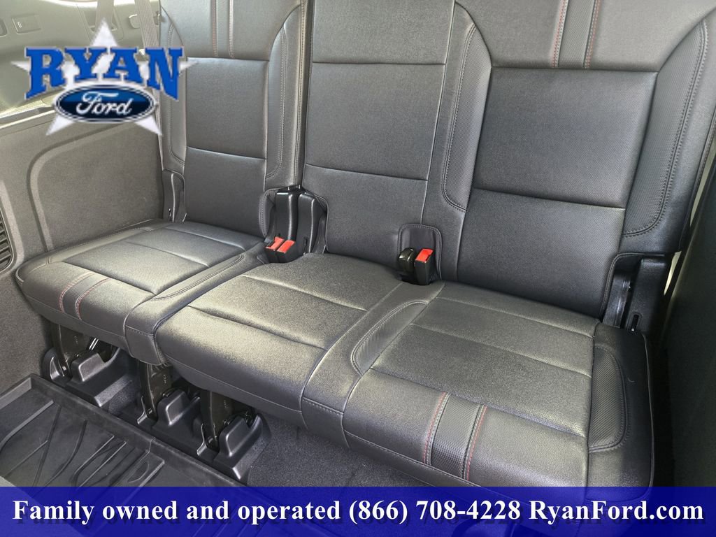 Used 2023 Chevrolet Suburban RST AWD/4WD image 22