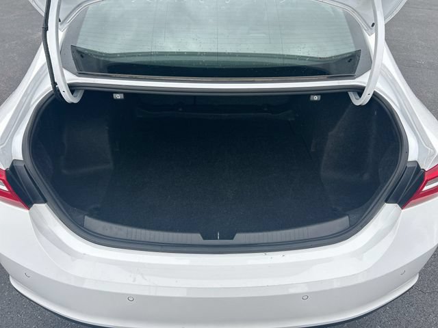 Used 2024 Chevrolet Malibu LT FWD image 32