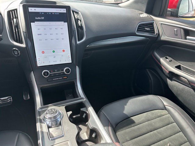 Certified 2023 Ford Edge ST-Line AWD/4WD image 17