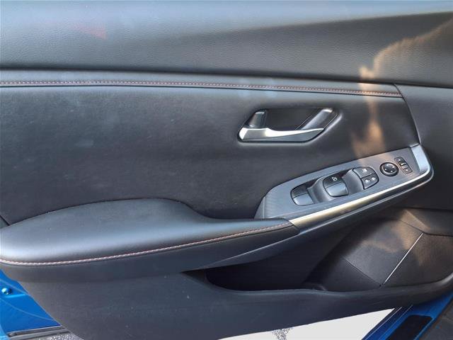 Used 2025 Nissan Sentra SR FWD image 13