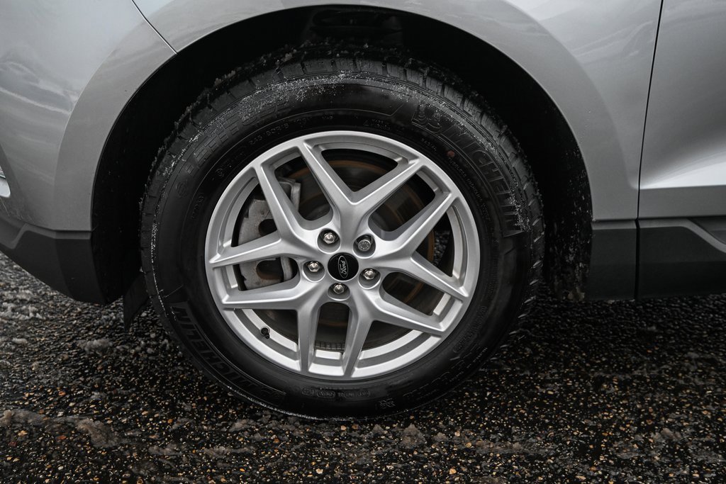 Certified 2024 Ford Edge SEL w/ Convenience Package image 12