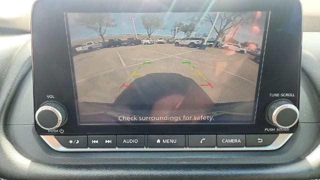 Used 2023 Nissan Rogue S image 18