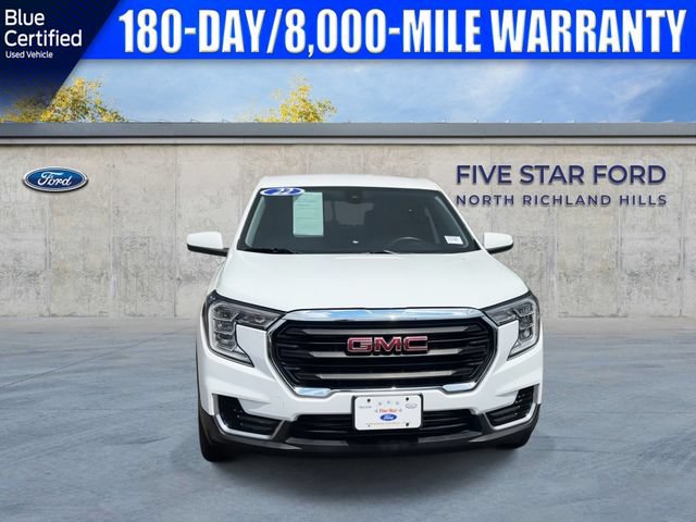 Used 2022 GMC Terrain SLE w/ LPO, Floor Liner Package FWD image 4