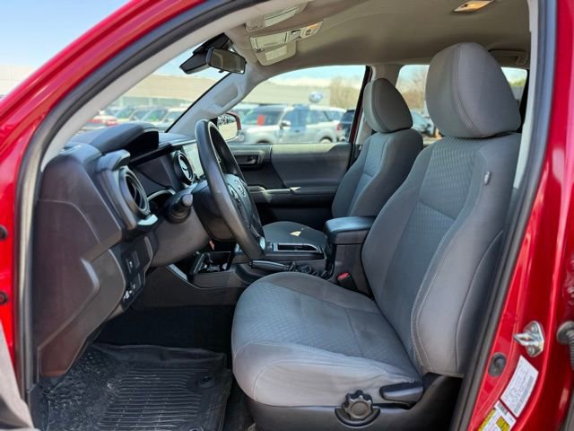 Used 2020 Toyota Tacoma SR AWD/4WD image 23
