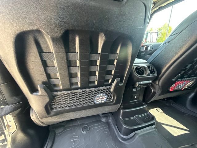 Used 2022 Jeep Wrangler Unlimited Rubicon w/ Xtreme Recon 35" Tire Package AWD/4WD image 51