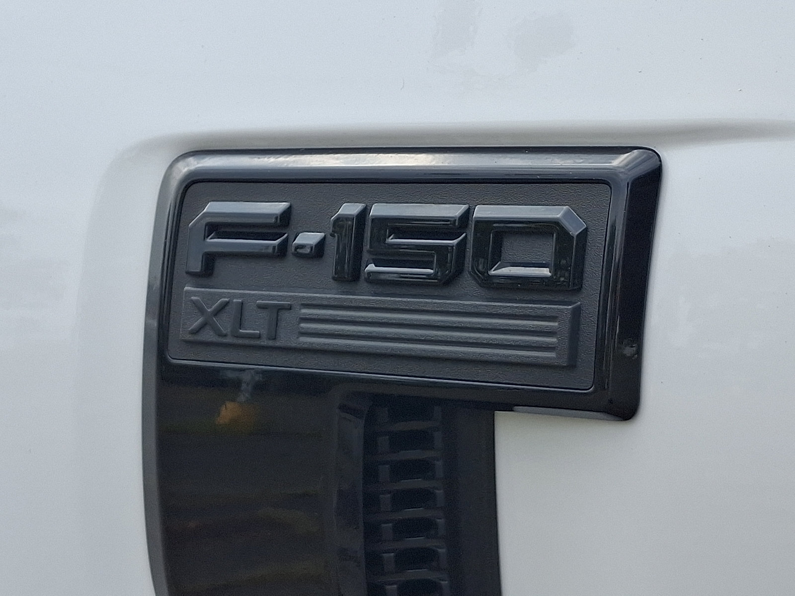 Certified 2024 Ford F150 XLT w/ Equipment Group 302A MID AWD/4WD image 30