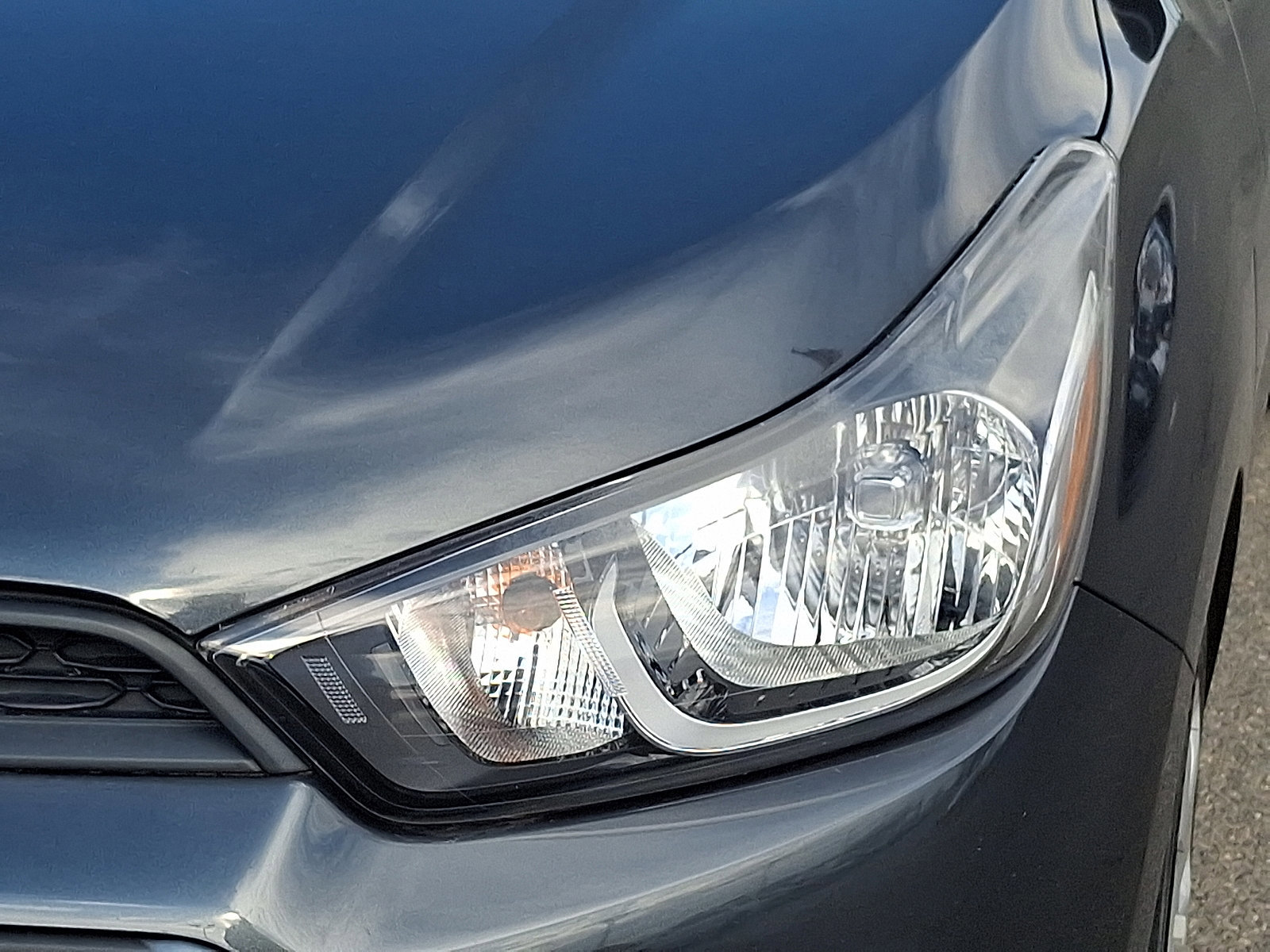 Used 2018 Chevrolet Spark LS image 9