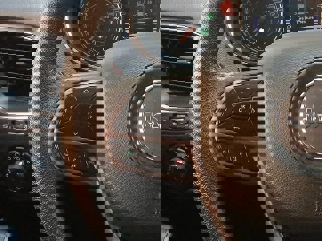 Used 2021 Jeep Cherokee Latitude image 11