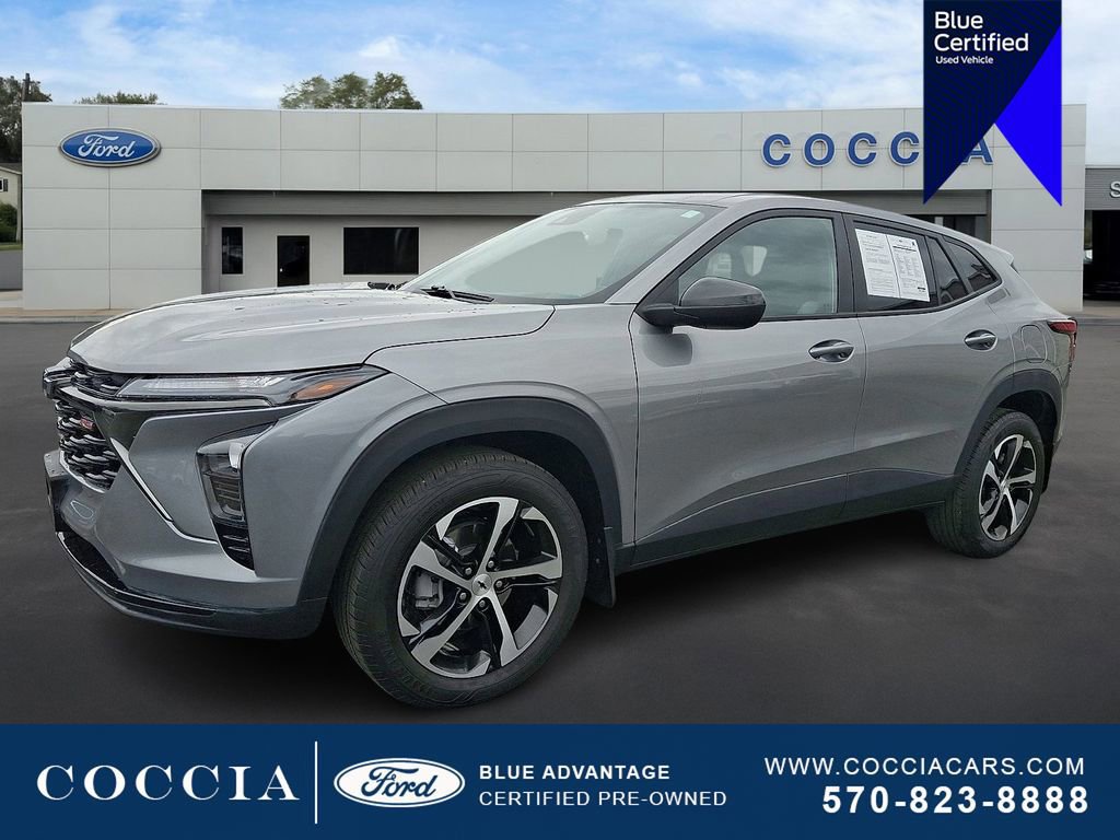 Used 2024 Chevrolet Trax RS w/ Driver Confidence Package image 1