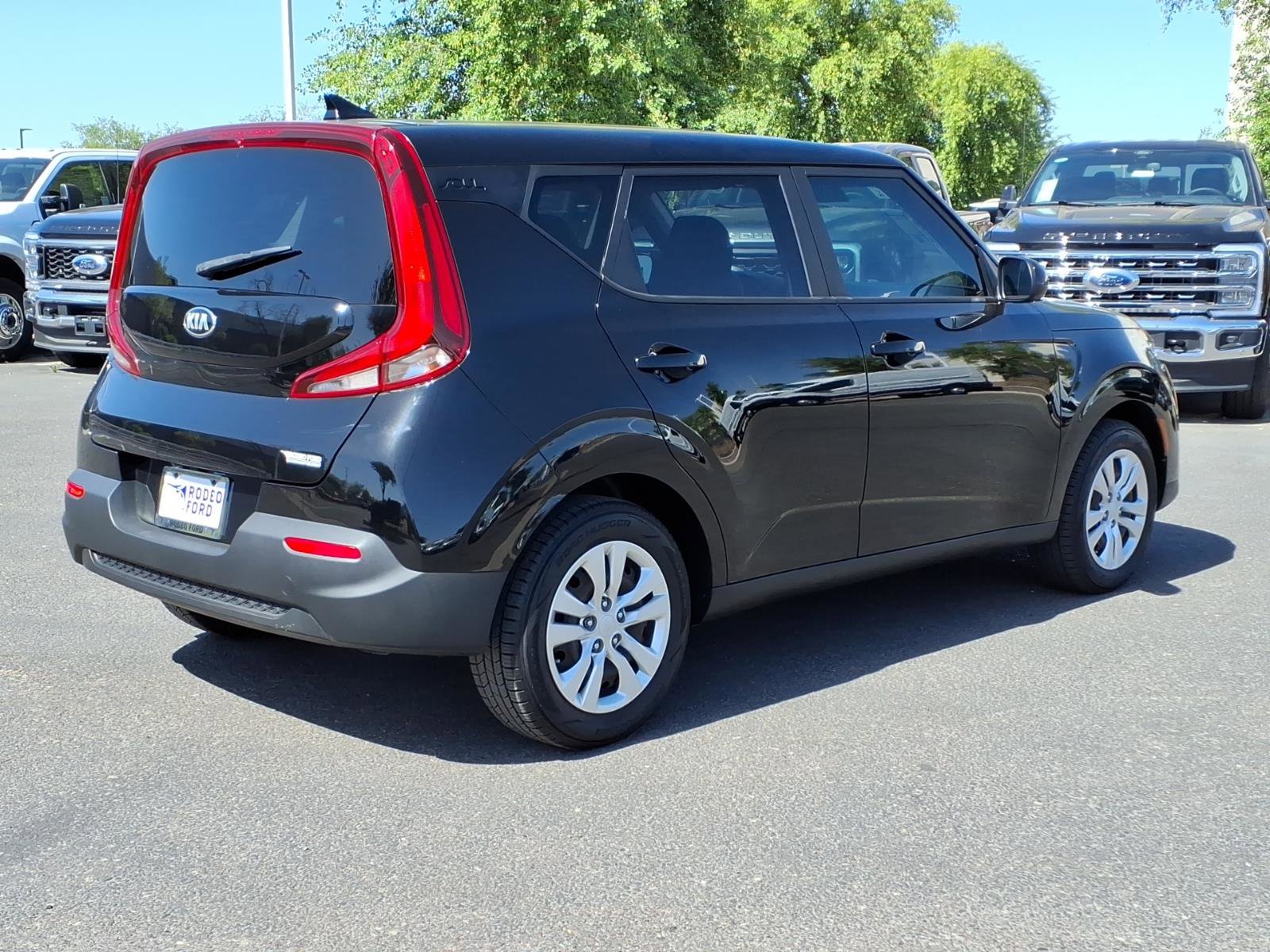 Used 2020 Kia Soul LX FWD image 6