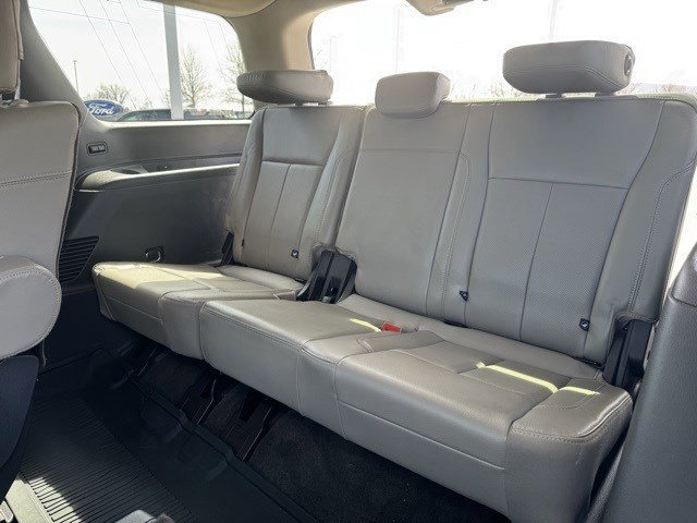 Certified 2020 Ford Expedition XLT w/ Equipment Group 202A image 27