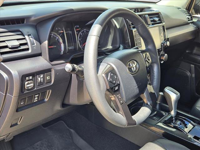 Used 2021 Toyota 4Runner TRD Off-Road Premium w/ Moonroof Package AWD/4WD image 10