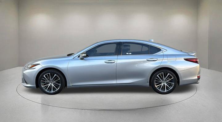 Used 2023 Lexus ES 300h w/ Premium Package FWD image 5