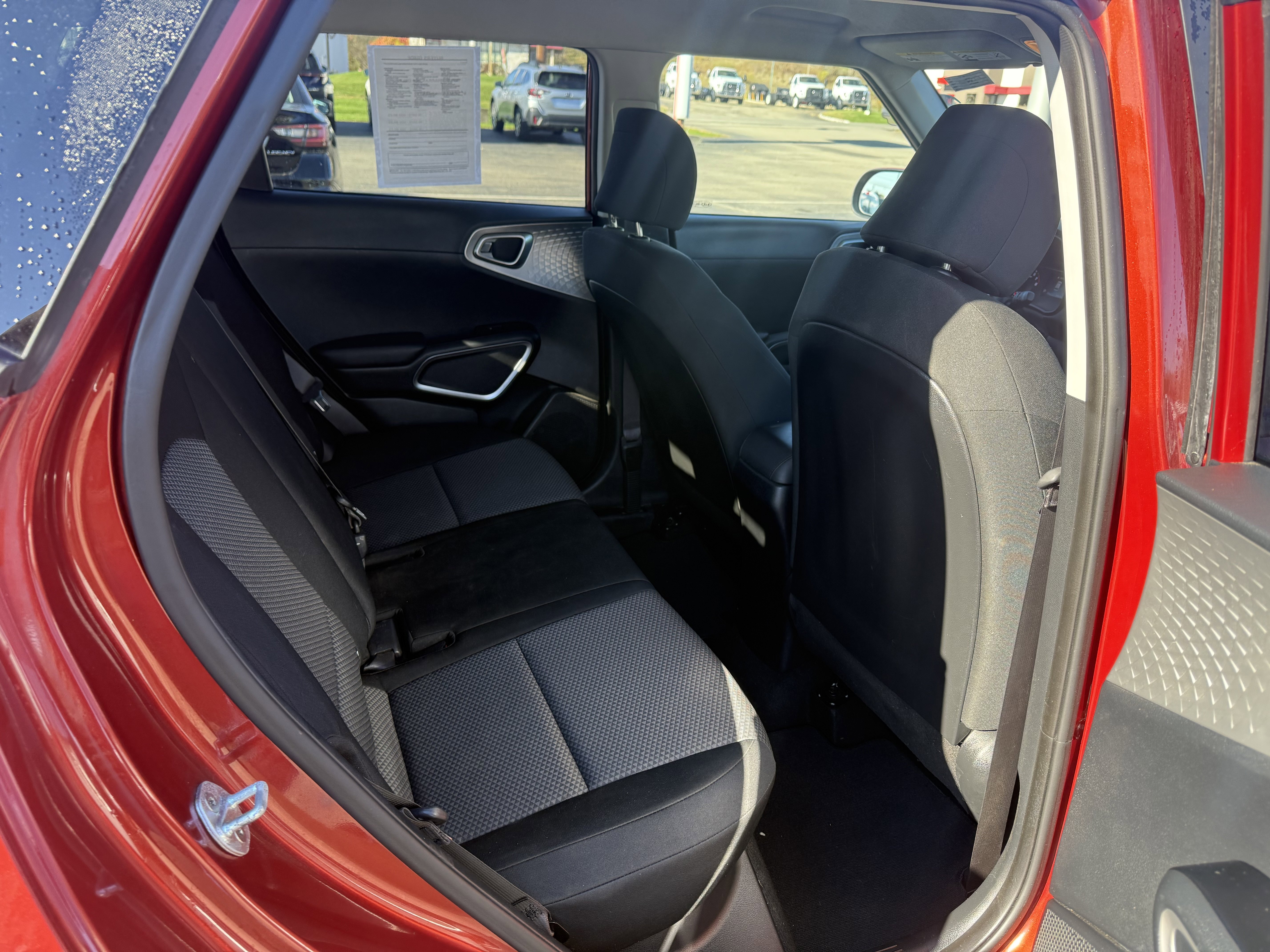 Used 2021 Kia Soul LX image 10