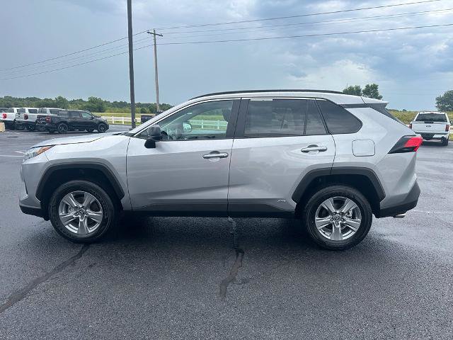 Used 2025 Toyota RAV4 LE AWD/4WD image 23