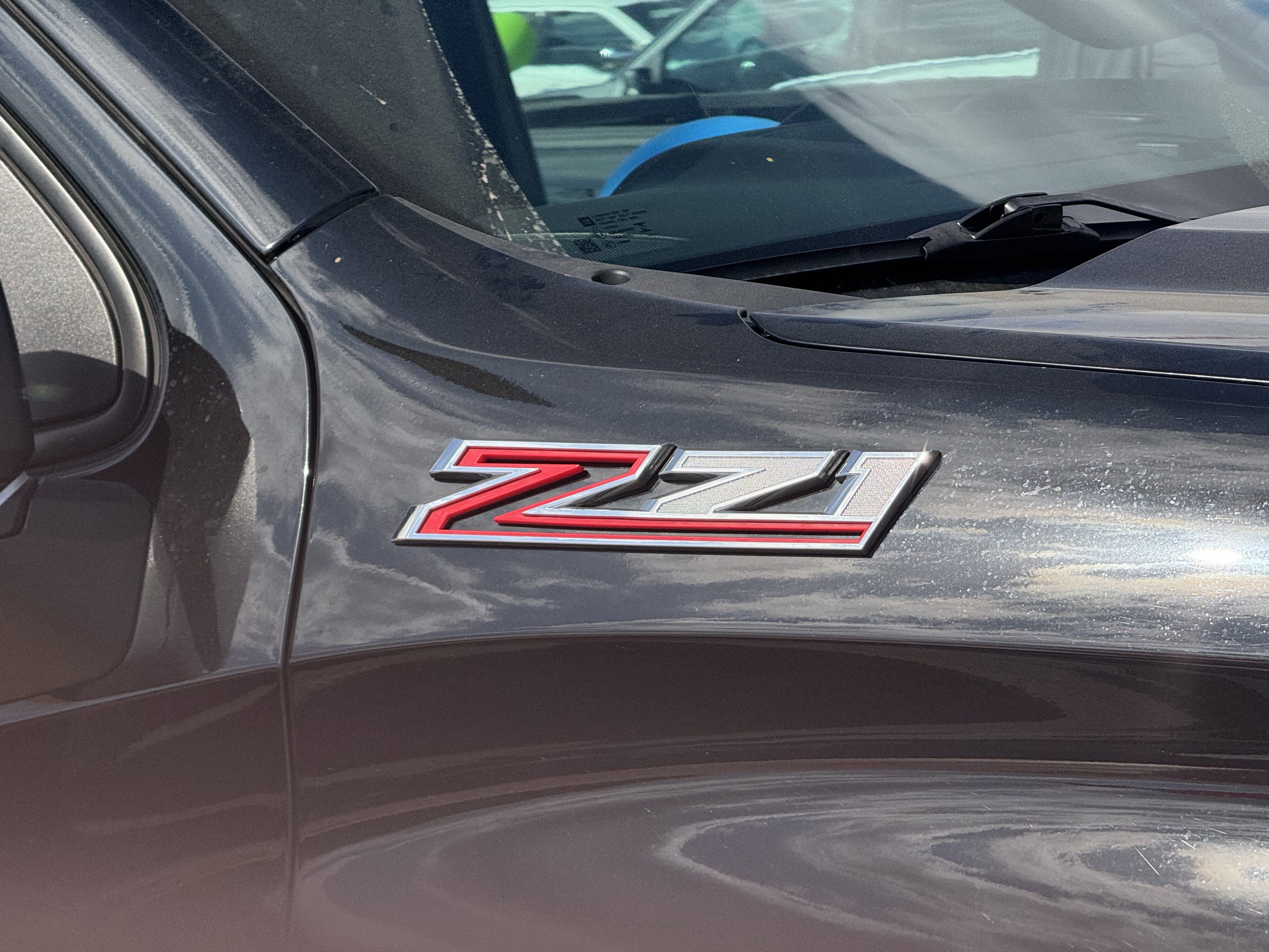 Used 2025 Chevrolet Silverado 1500 Custom Trail Boss w/ LPO, Dark Essentials Package image 10