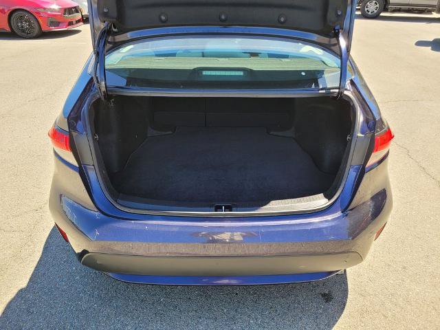 Used 2021 Toyota Corolla LE FWD image 10